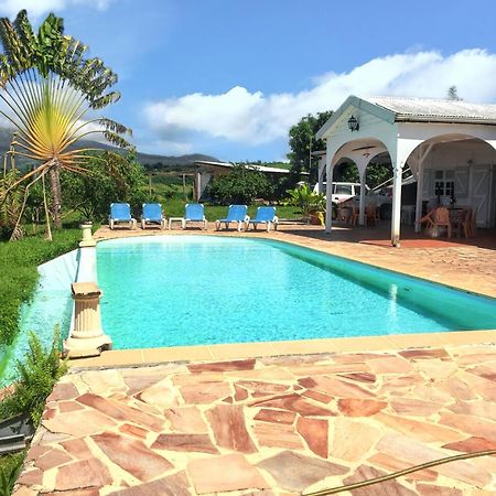 Villa Enchantee Avec Vue Sur Mer Et Piscine Au Carbet ル・カルベ エクステリア 写真